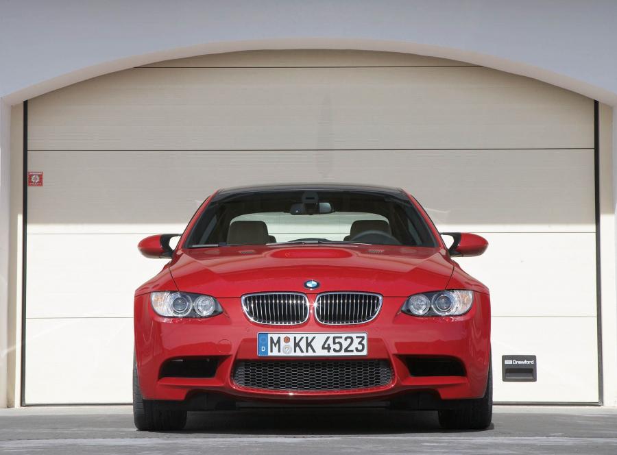  BMW M3 2008 года  (фото 41 из 219)